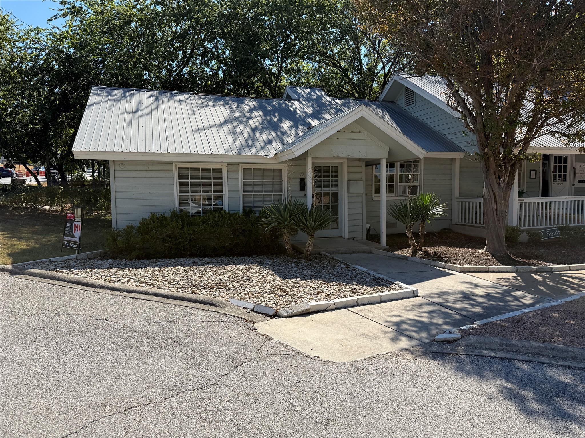202 Austin Ave #101 — photo 3