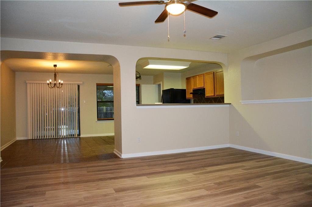 4616 Woodstock DR — photo 3