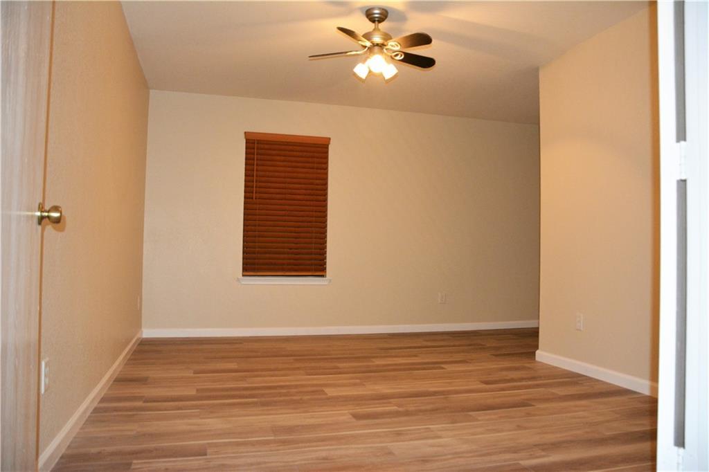 4616 Woodstock DR — photo 5