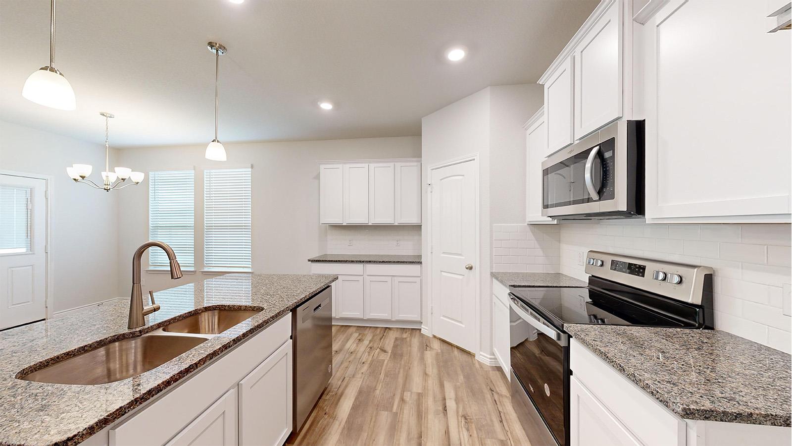 245 Dora DR — photo 3