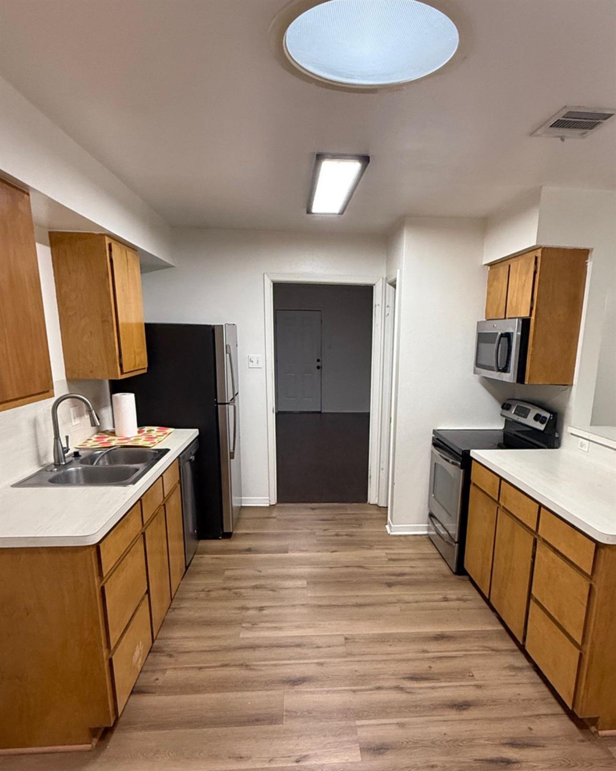 8117 WILLET TRL #A — photo 4