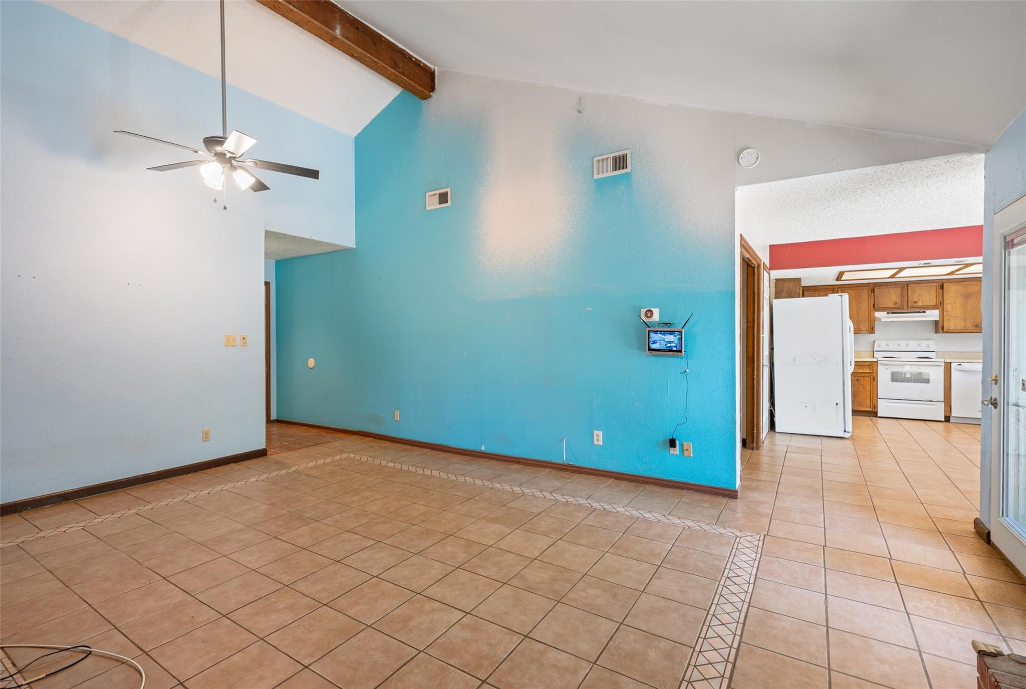 102 Chaparral ST — photo 5