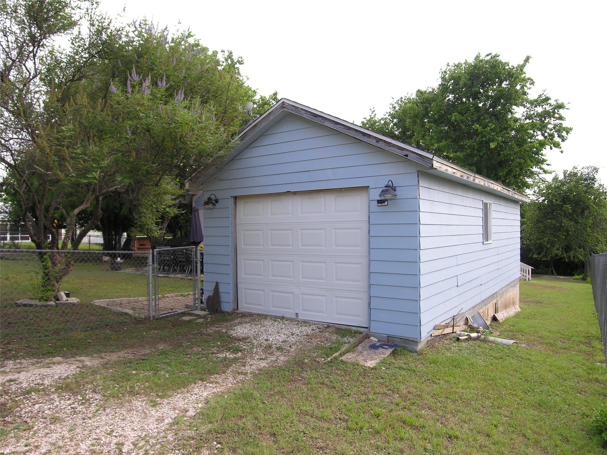 13 Cockrell CIR — photo 5