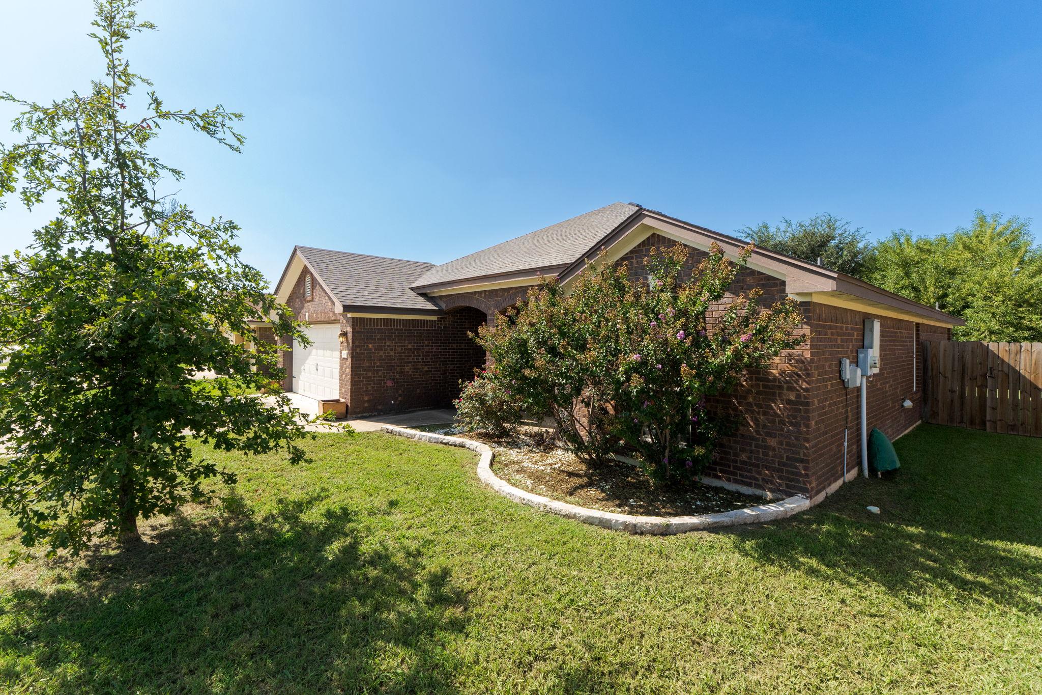 3911 Salt Fork DR