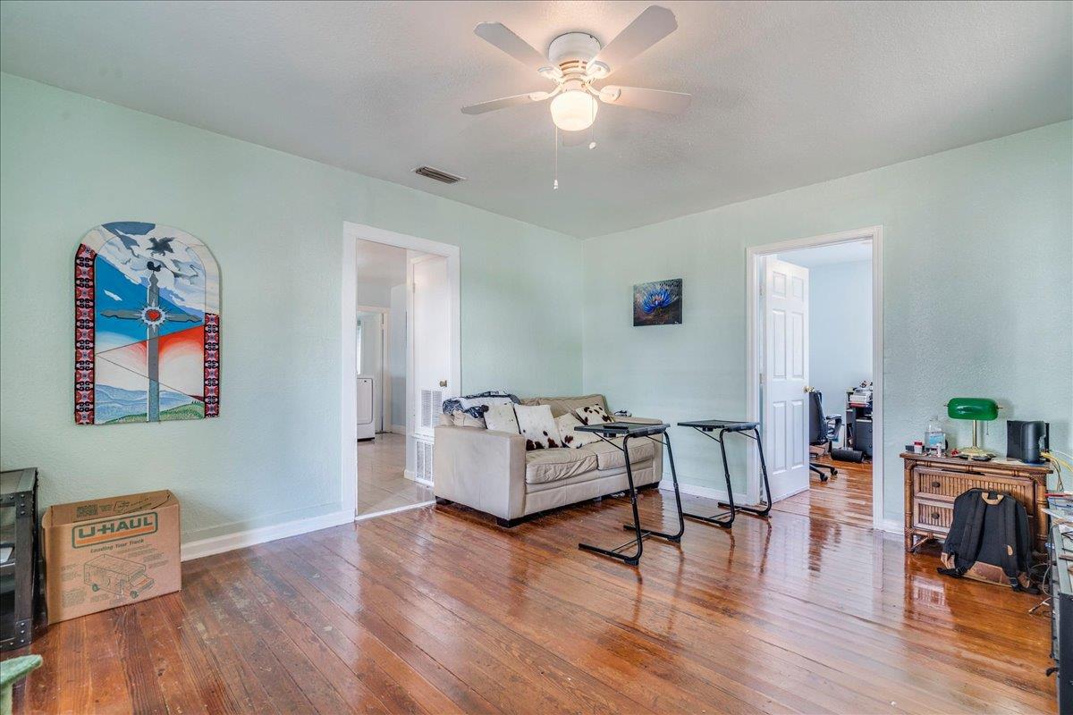 3512 Gonzales ST — photo 5