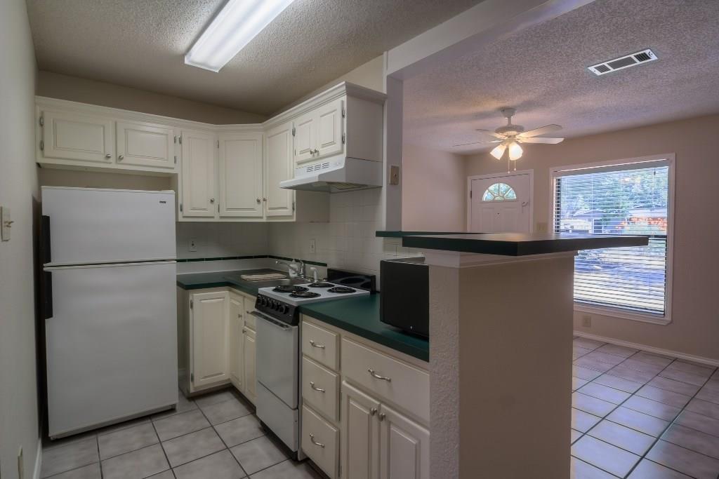 1615 Westmoor DR #B — photo 4