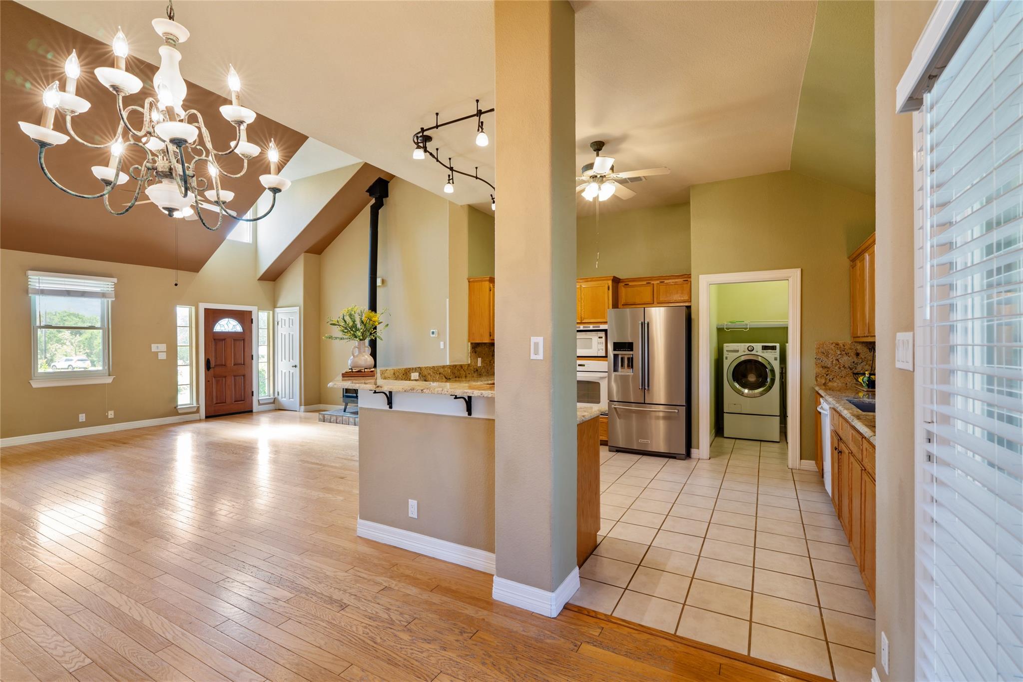 221 Chaparral RD — photo 5