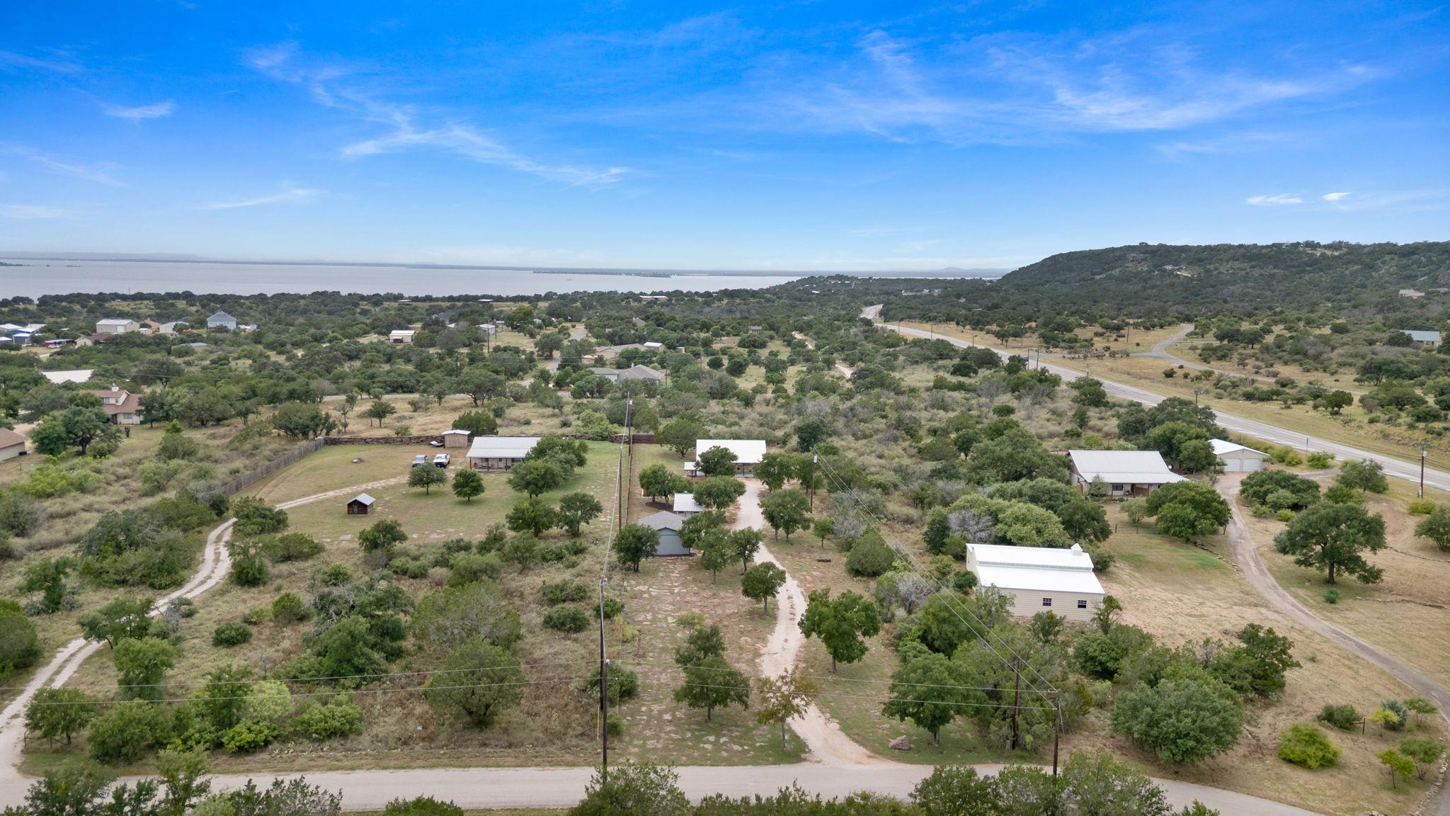 204 Deer Ridge DR — photo 4
