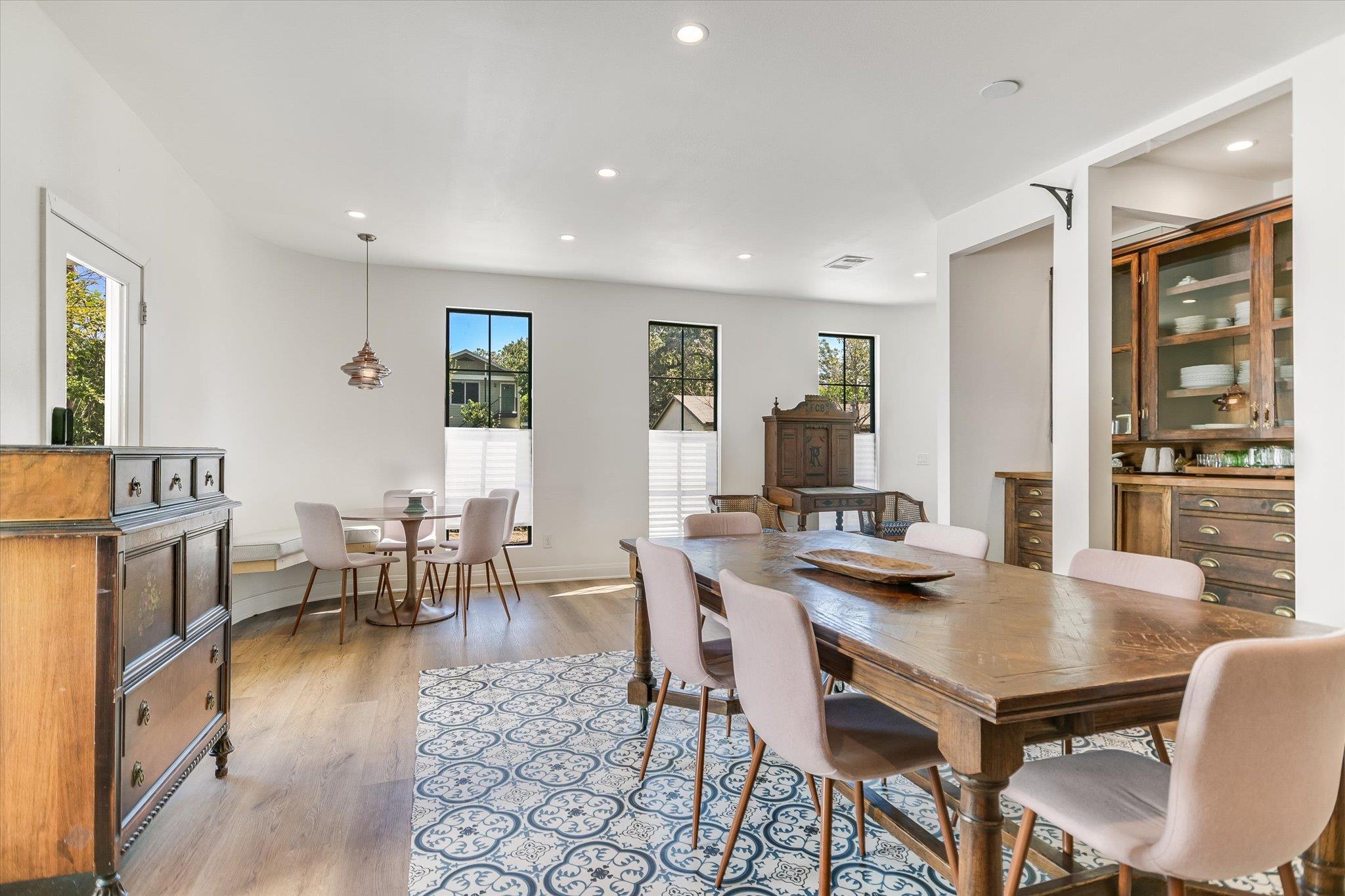 1300 Navasota ST — photo 5