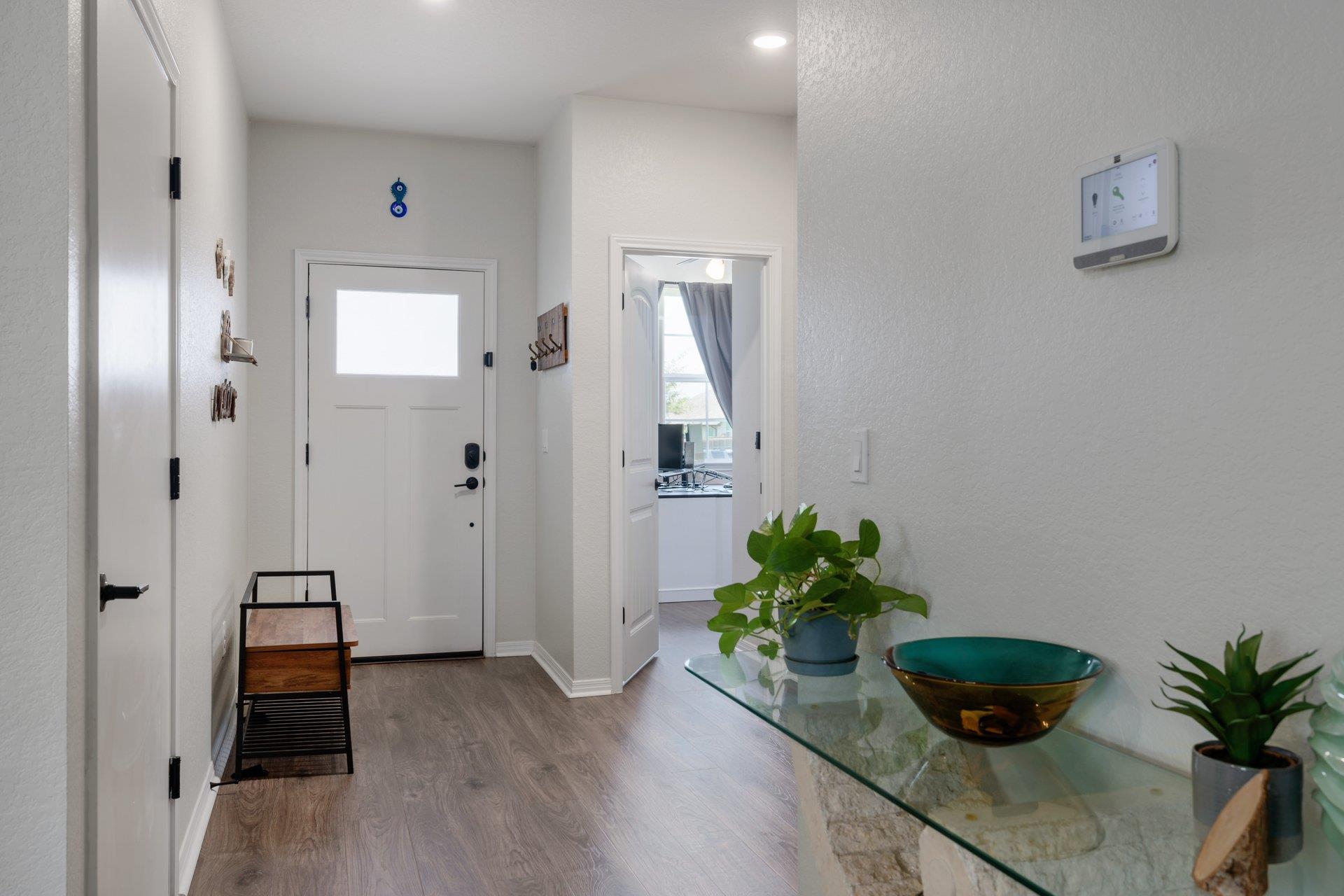 916 Scott CT — photo 4