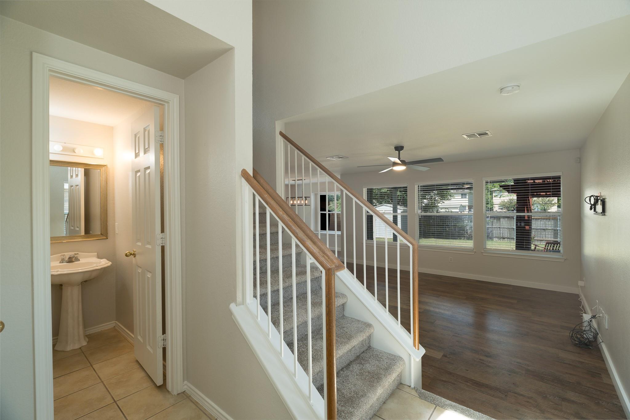 408 Woodsorrel WAY — photo 4