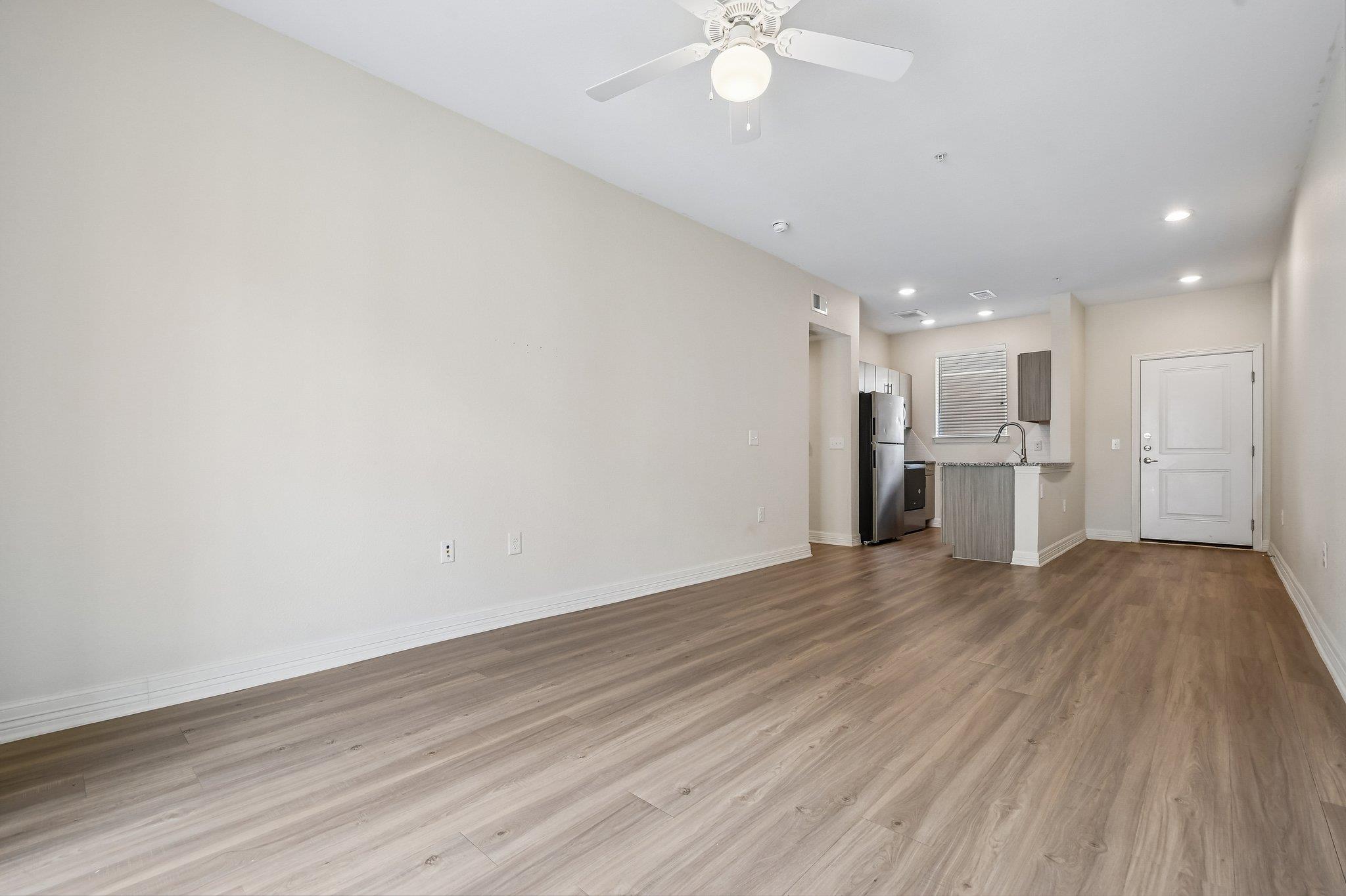 1201 Whitestone BLVD #J-202 — photo 4