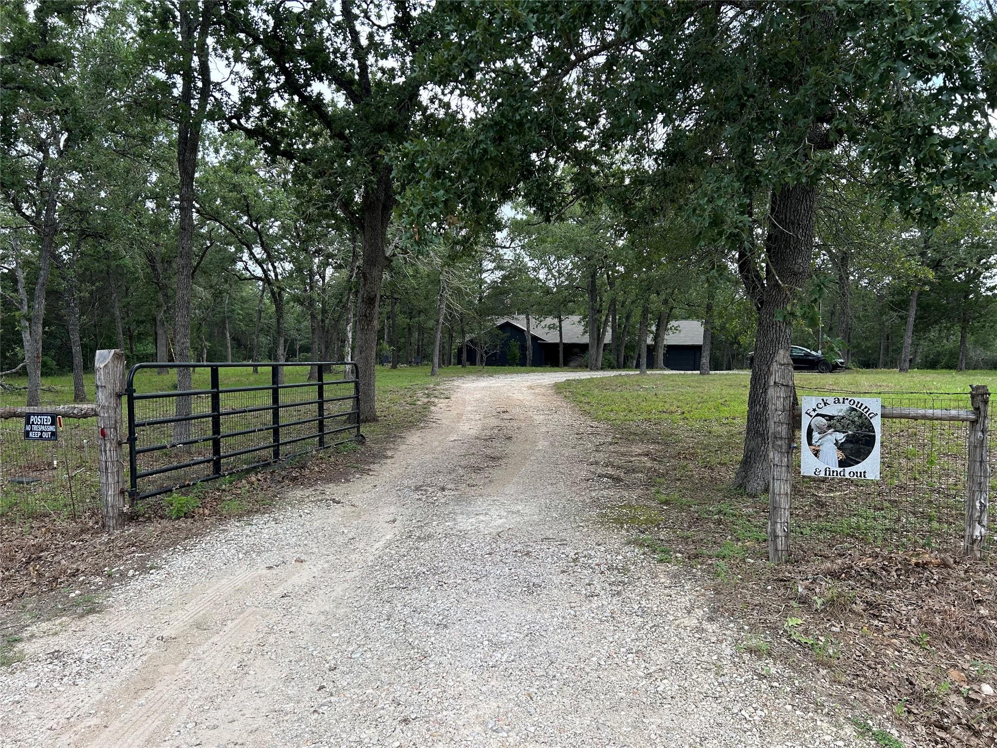 120 Rocky LN — photo 4
