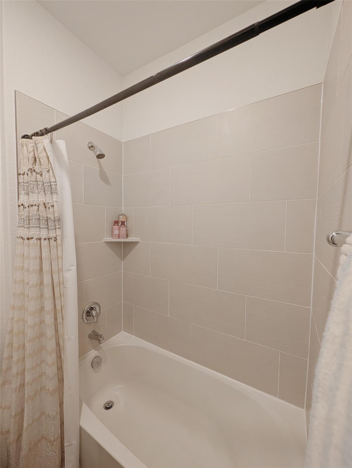 306 Buffalo View LN — photo 3