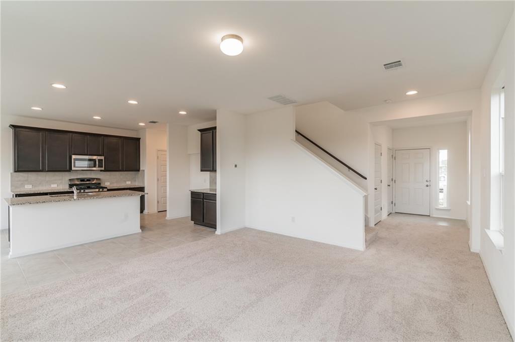 233 Trailside LN — photo 3