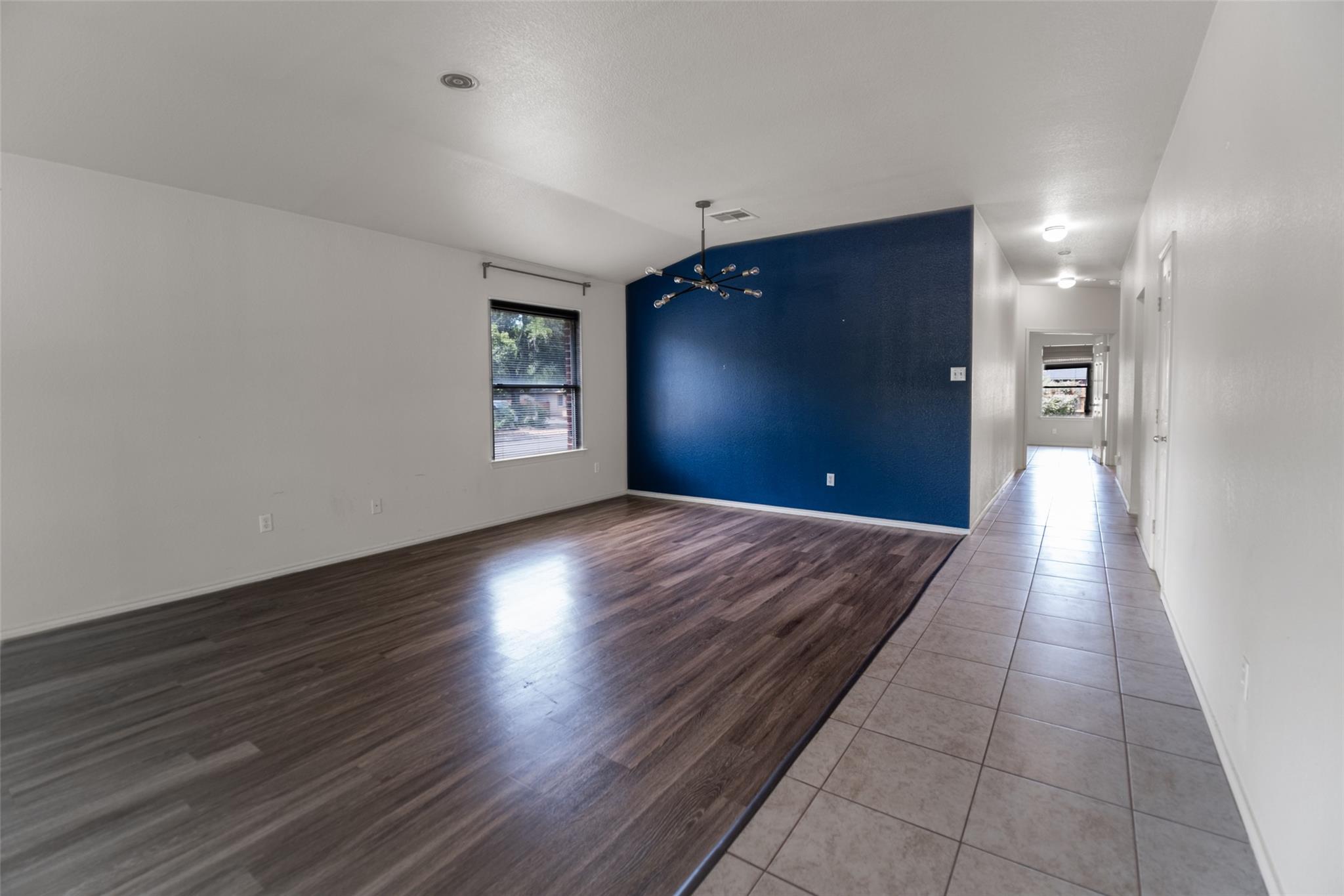 16201 Mones LN — photo 4
