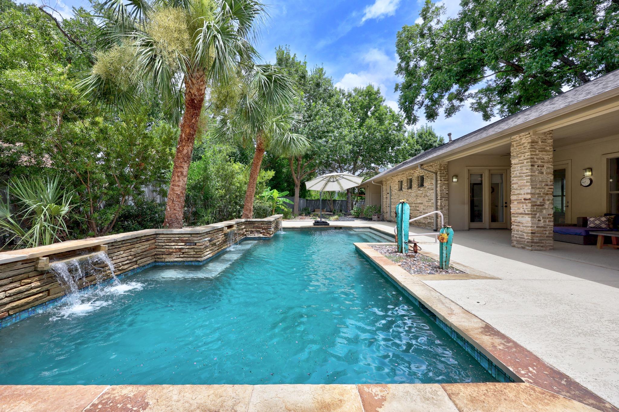 3302 Big Bend DR — photo 3