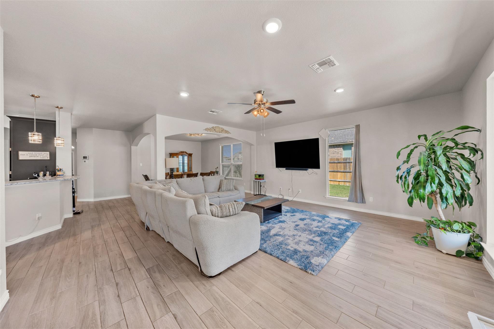 1527 Mountain Crest CV — photo 5