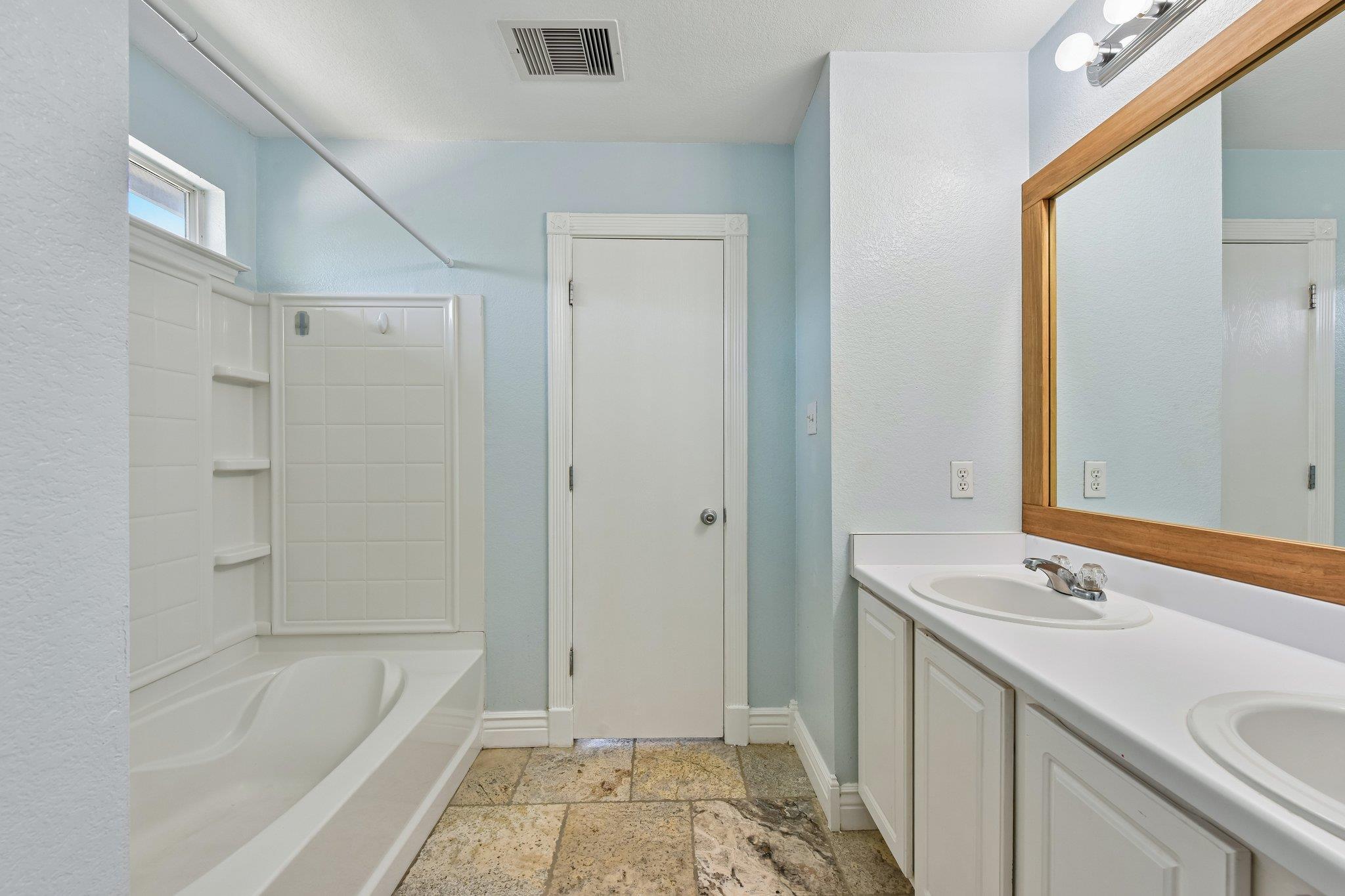 12712 Ring DR — photo 4