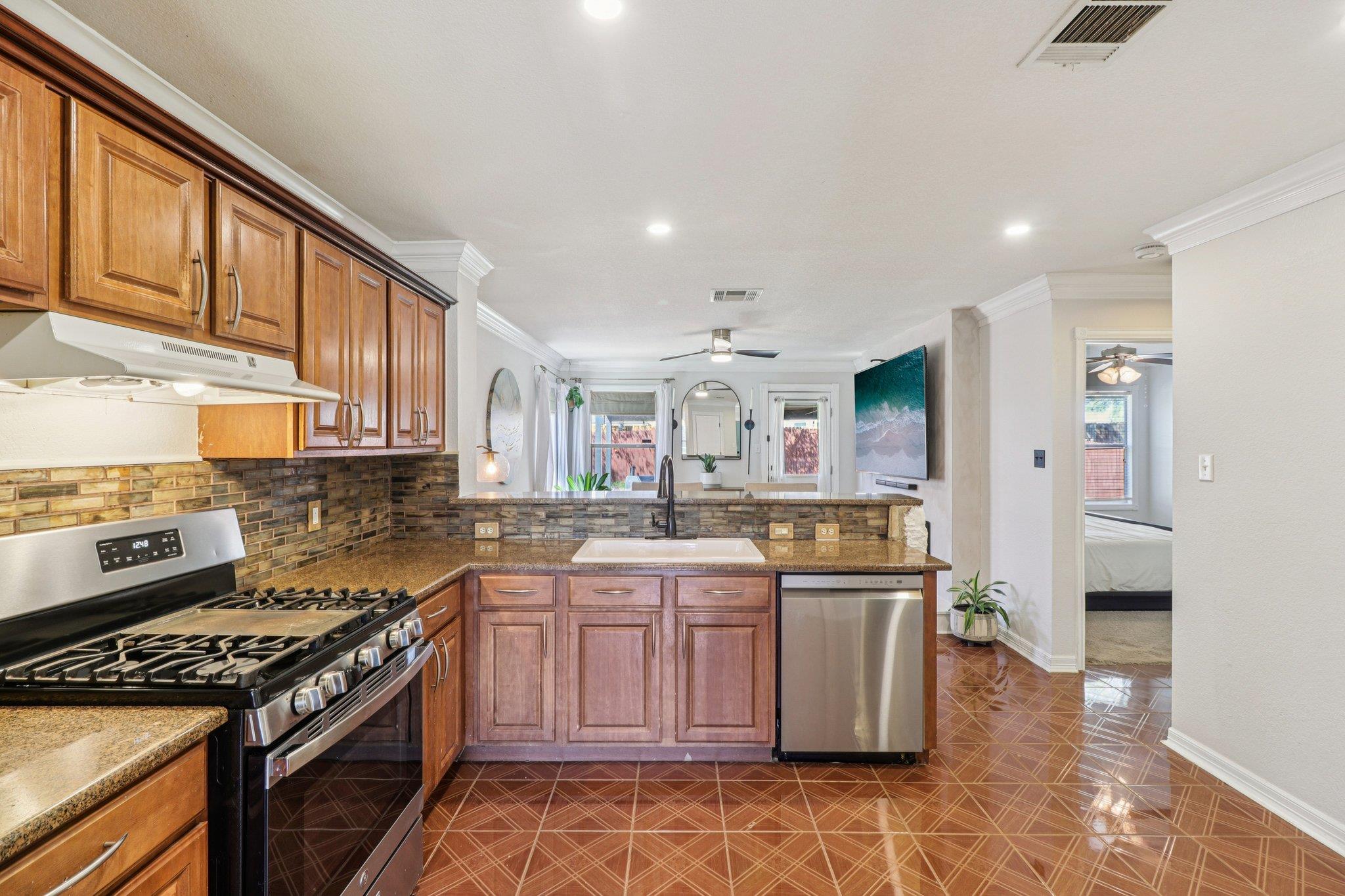 13508 Sierra Wind LN — photo 5