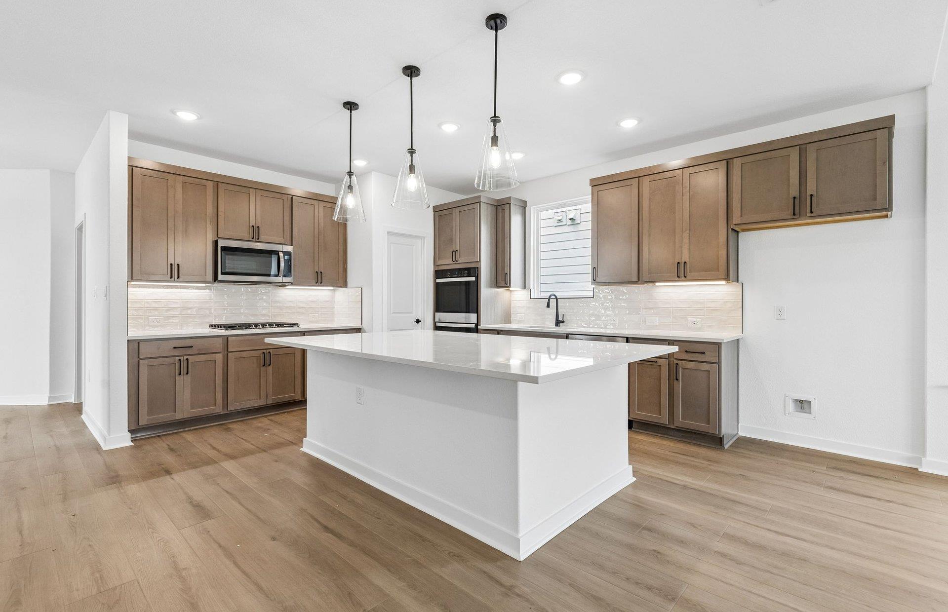 16102 Emma Edge LN — photo 4