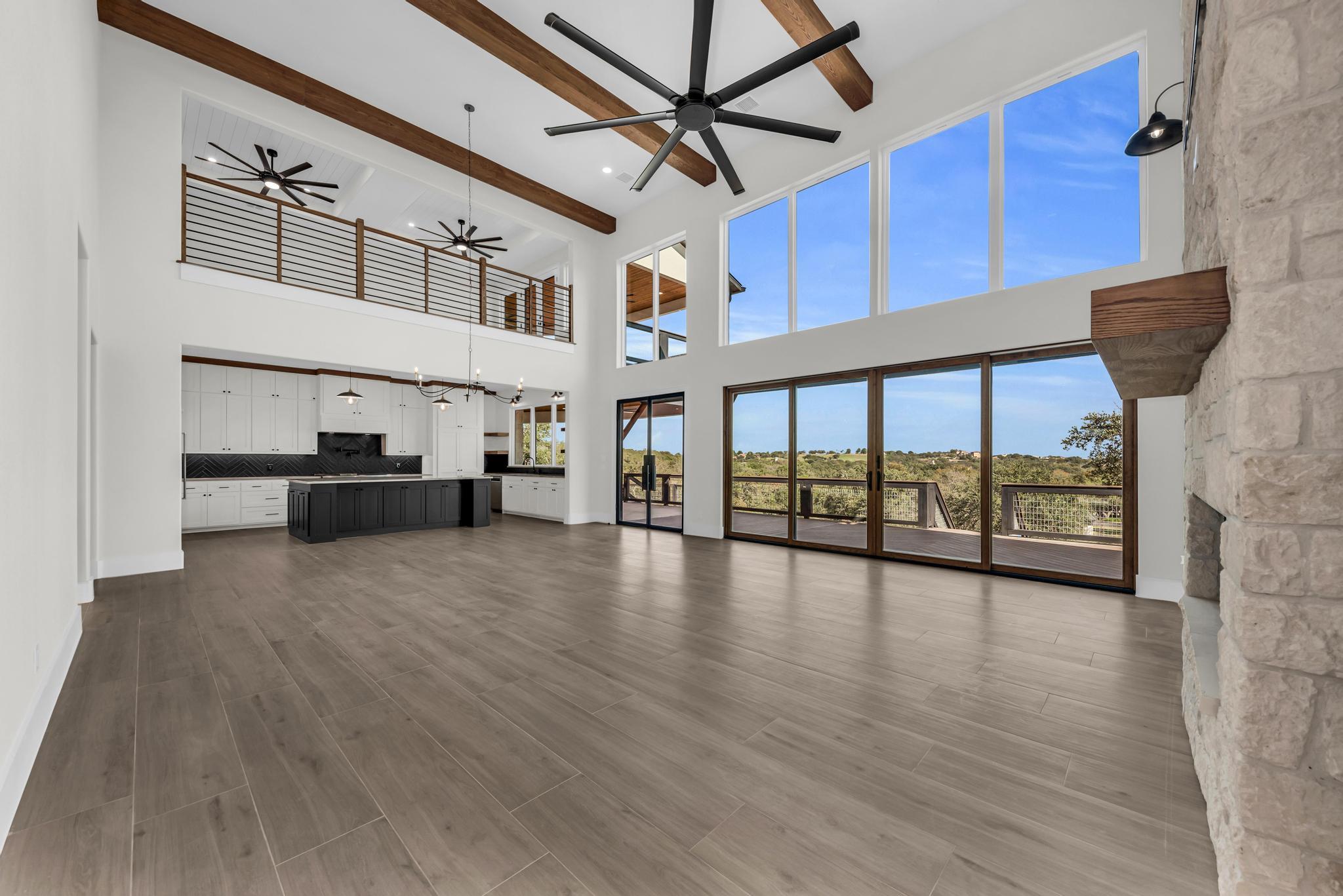 101 Silver Way — photo 5