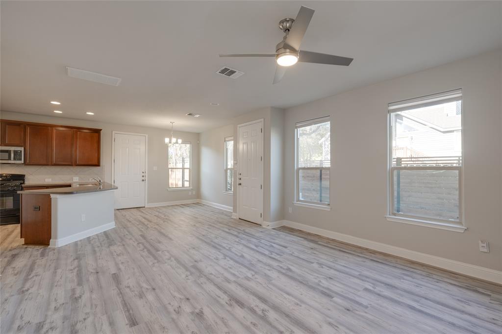 5701 Cougar DR #D — photo 3