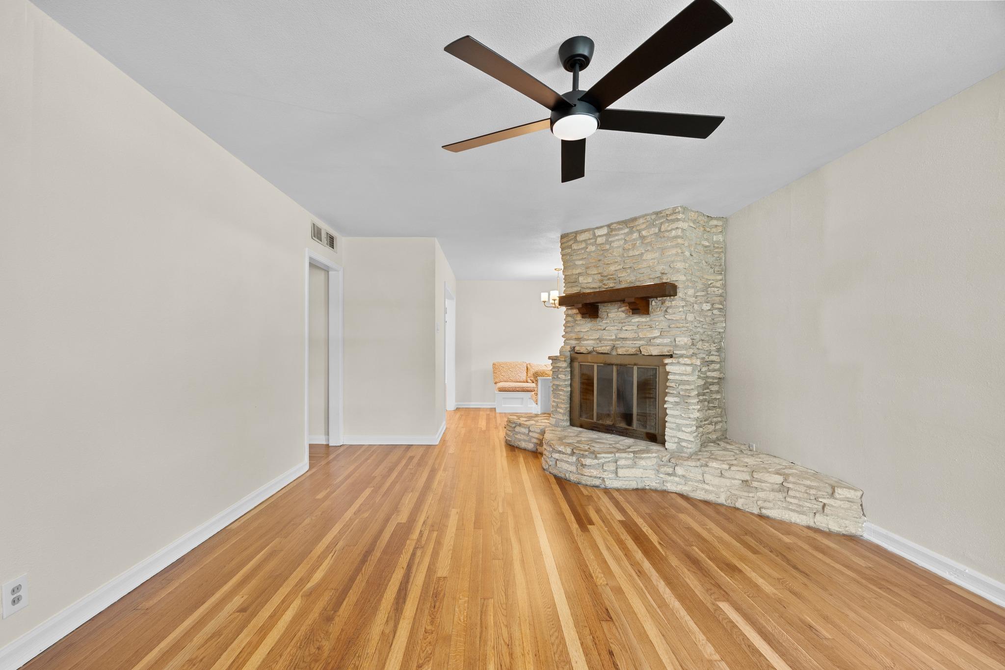 5014 Frances PL — photo 5