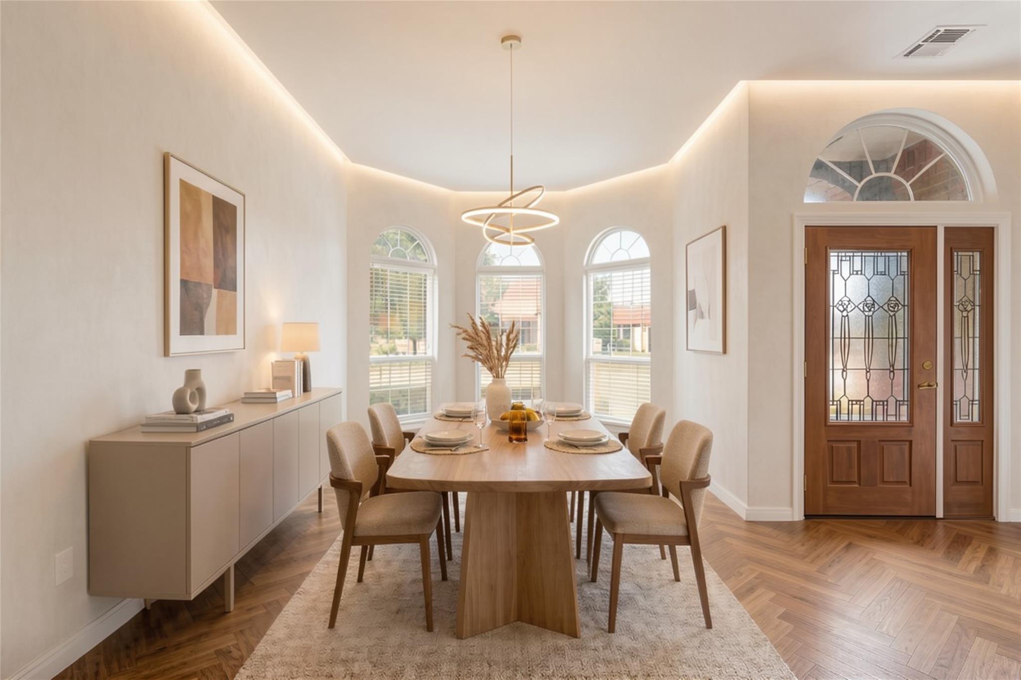 100 Davis CT — photo 4