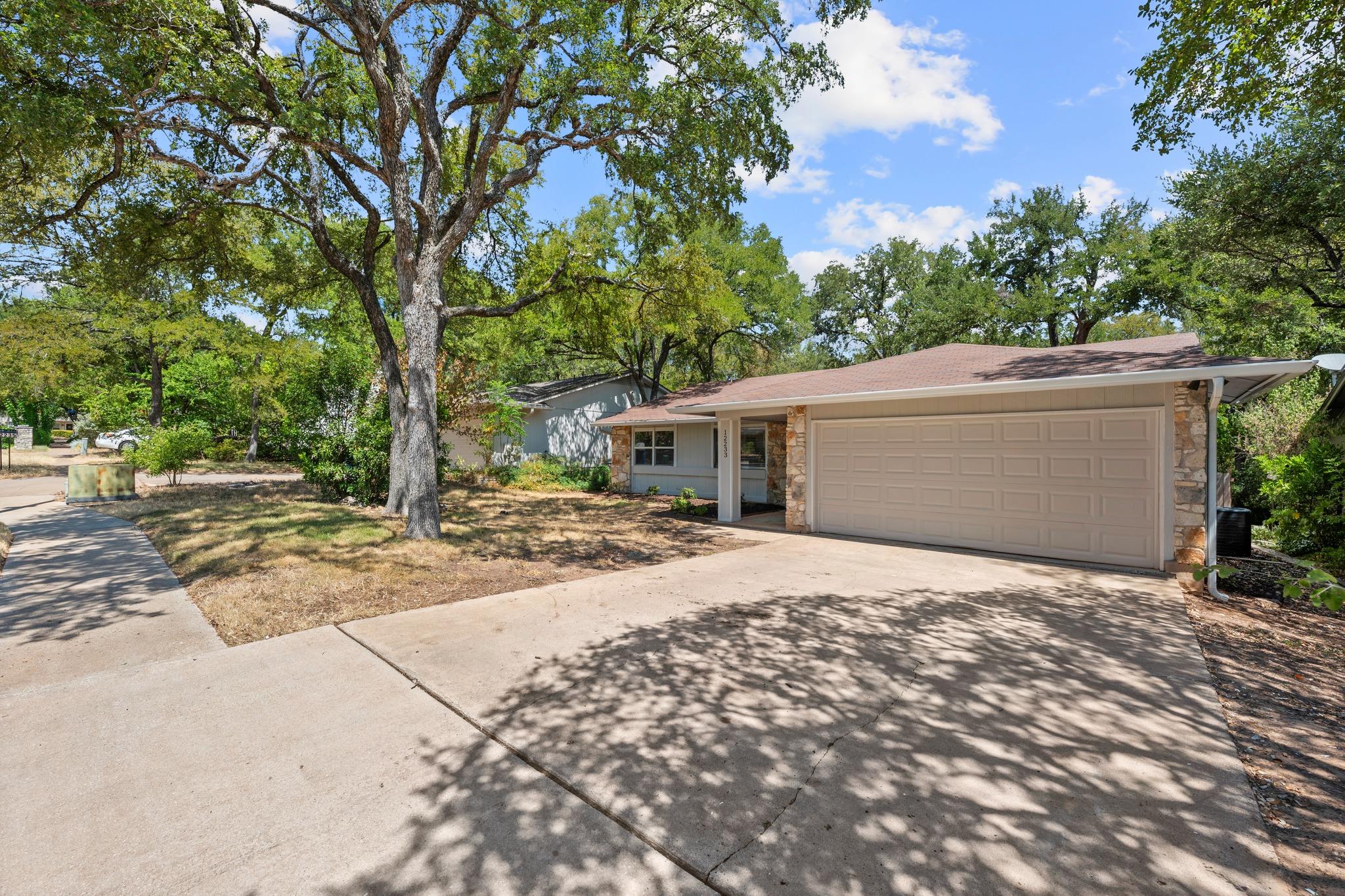 12233 Forsythe DR — photo 3
