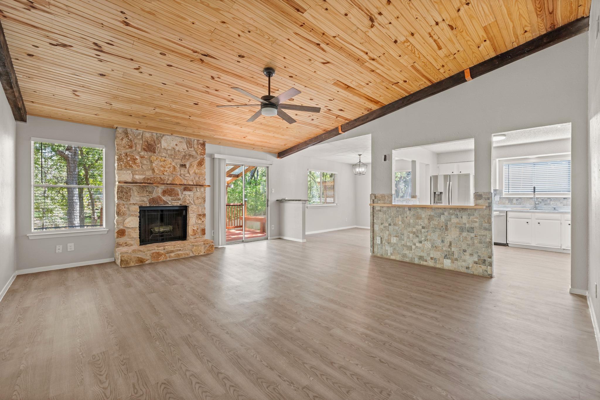 12233 Forsythe DR — photo 4