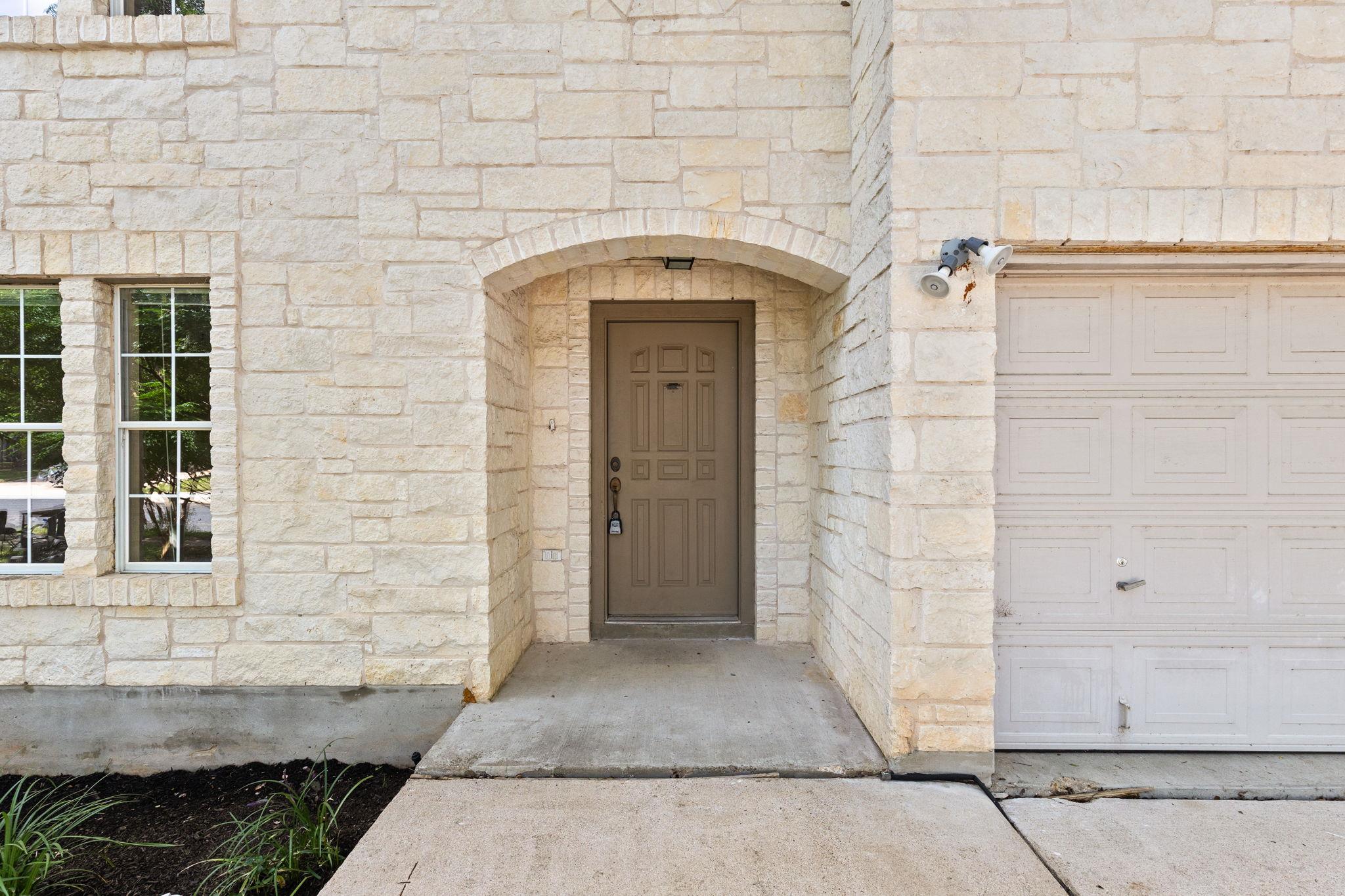11304 Pickard LN — photo 3
