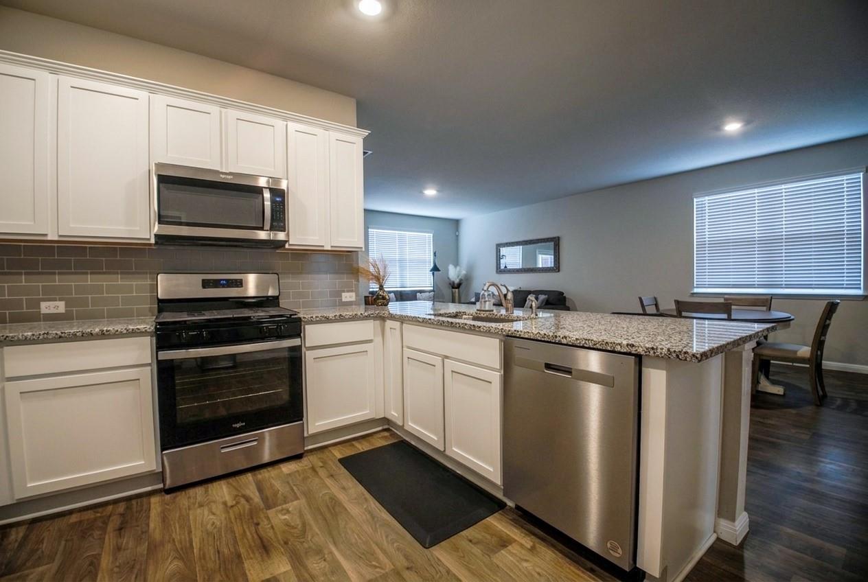 102 Rainmaker CV — photo 5