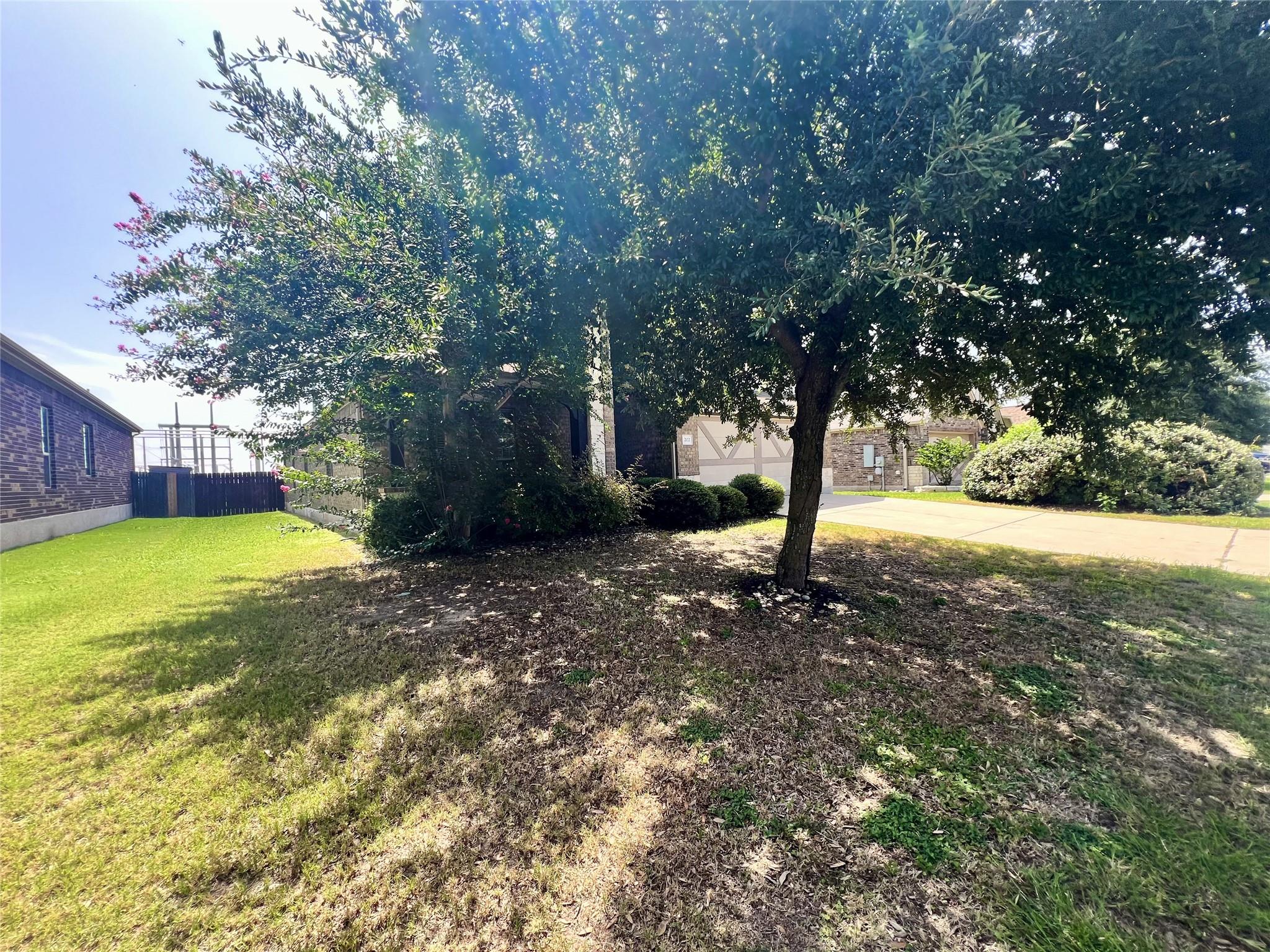 202 Emory Fields DR — photo 3