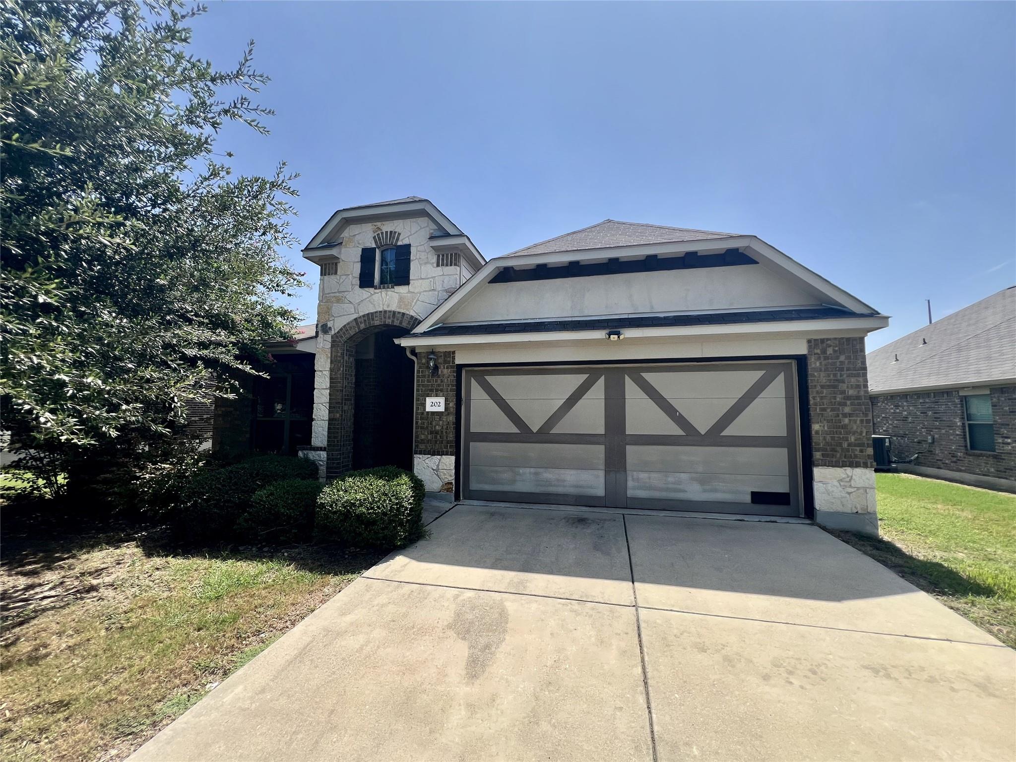 202 Emory Fields DR — photo 4