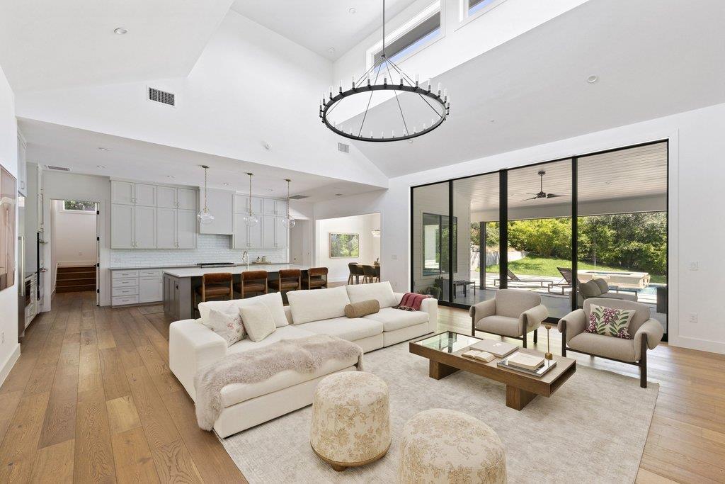 4504 Small DR — photo 5