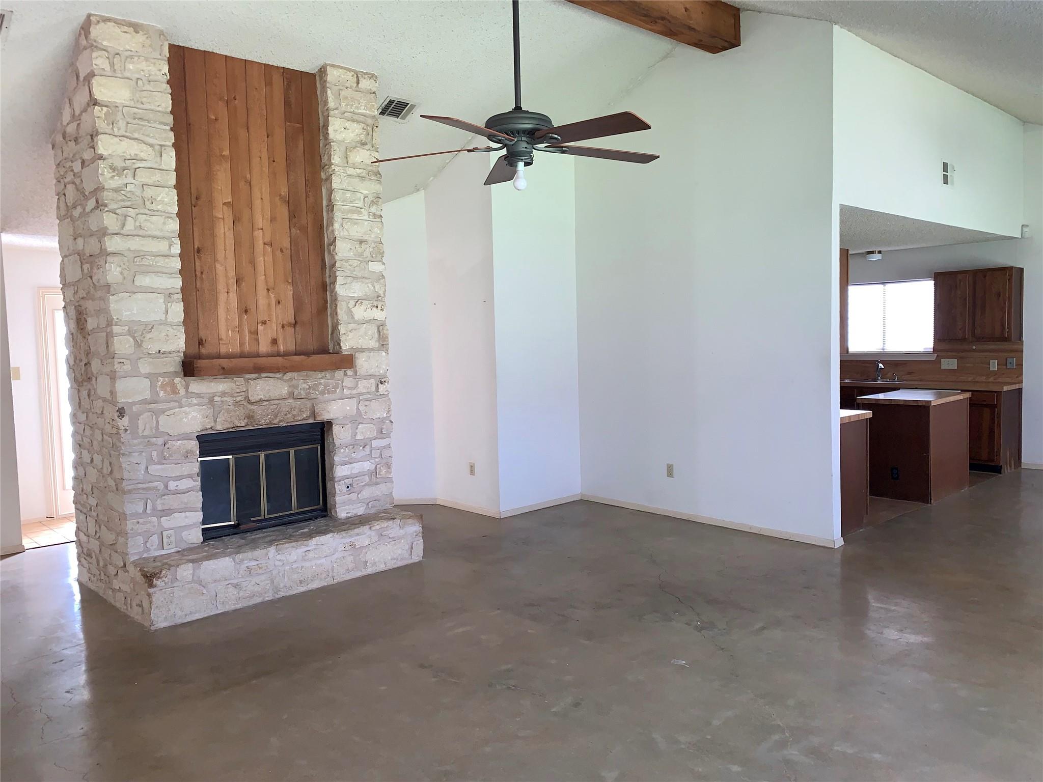 2816 Norfolk DR — photo 3