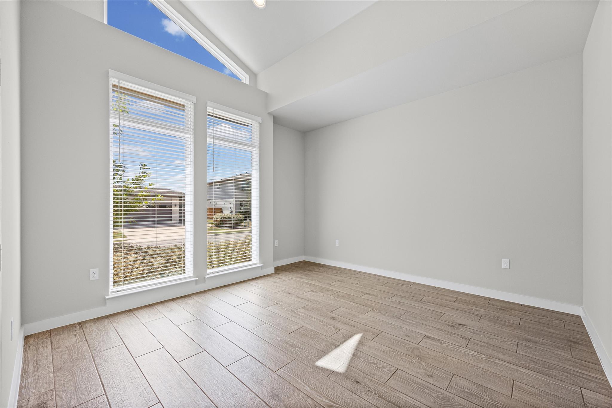 8317 Donnelley DR — photo 3