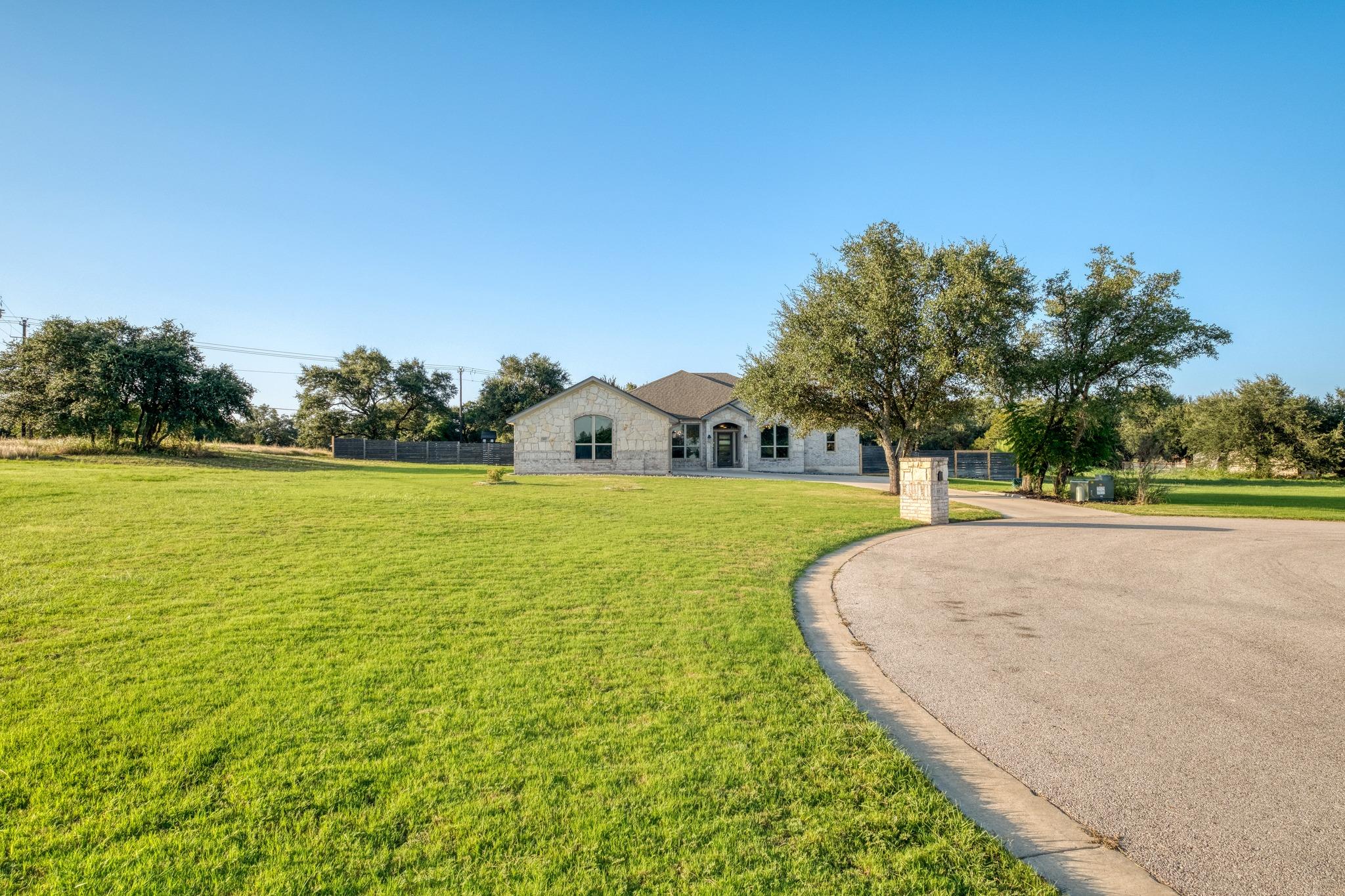 101 Enclave Park CV — photo 5