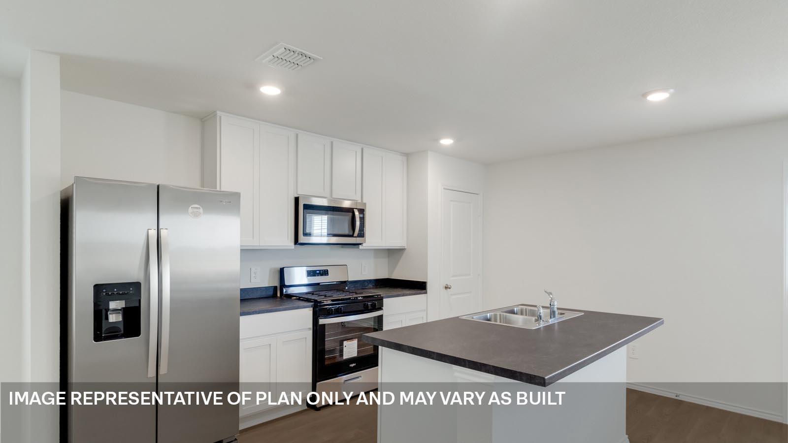 204 Childress ST — photo 4