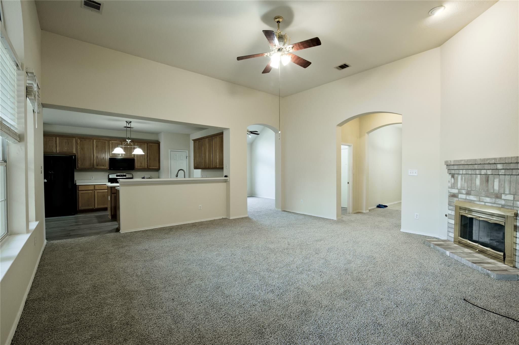 704 Thrush DR — photo 5