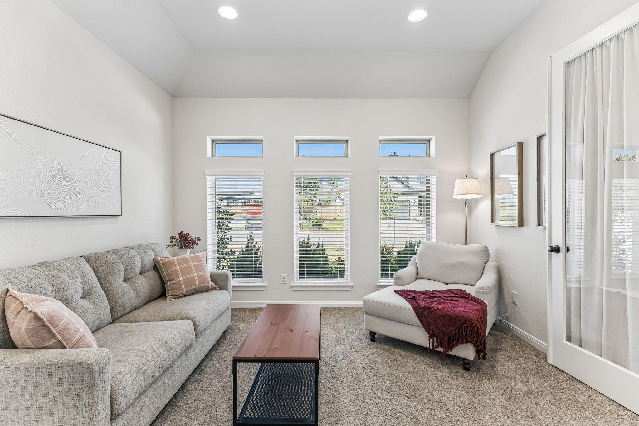 1200 Scenic Green LOOP — photo 5