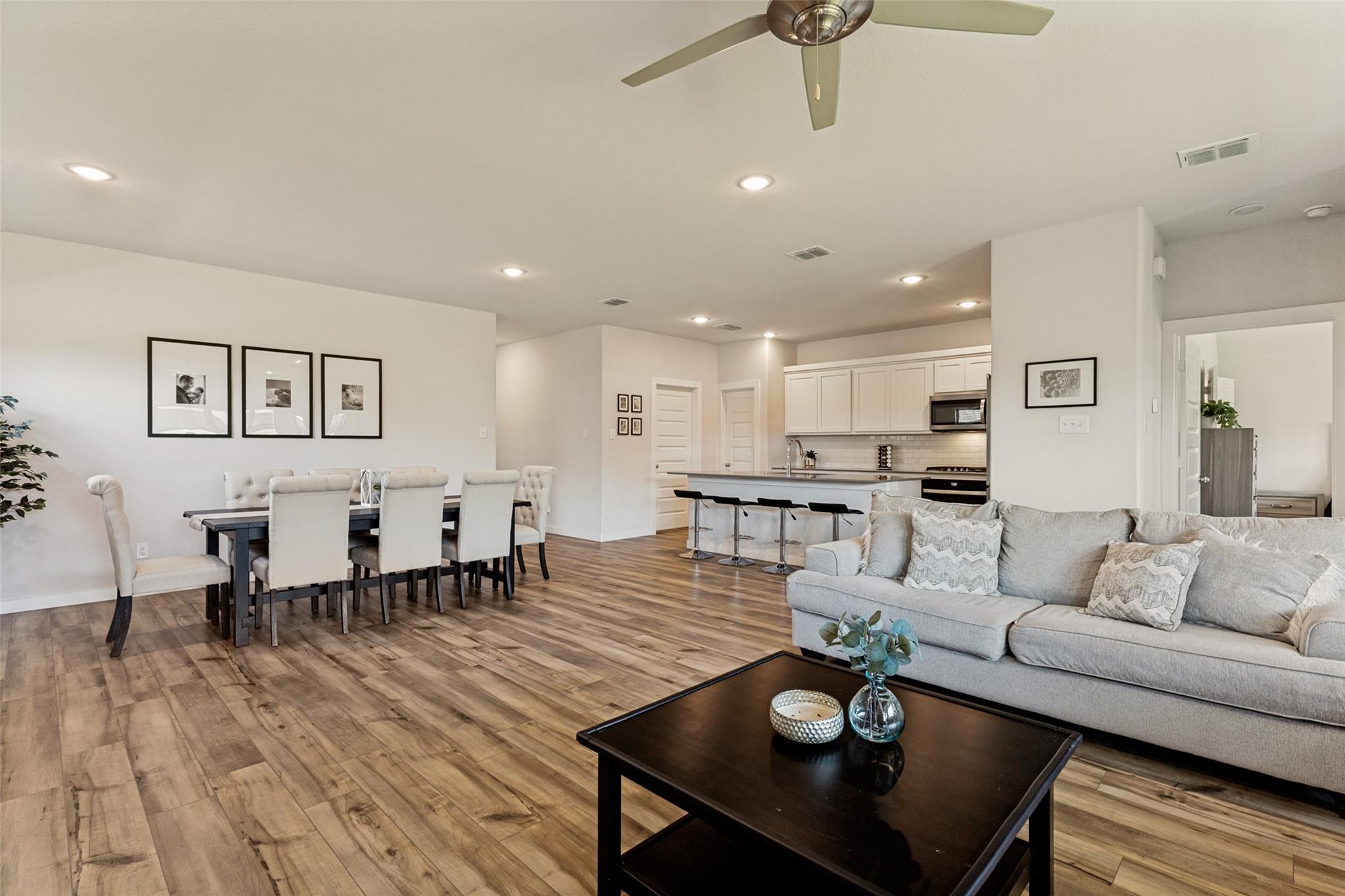 1216 Nuevo Rancho LN — photo 5