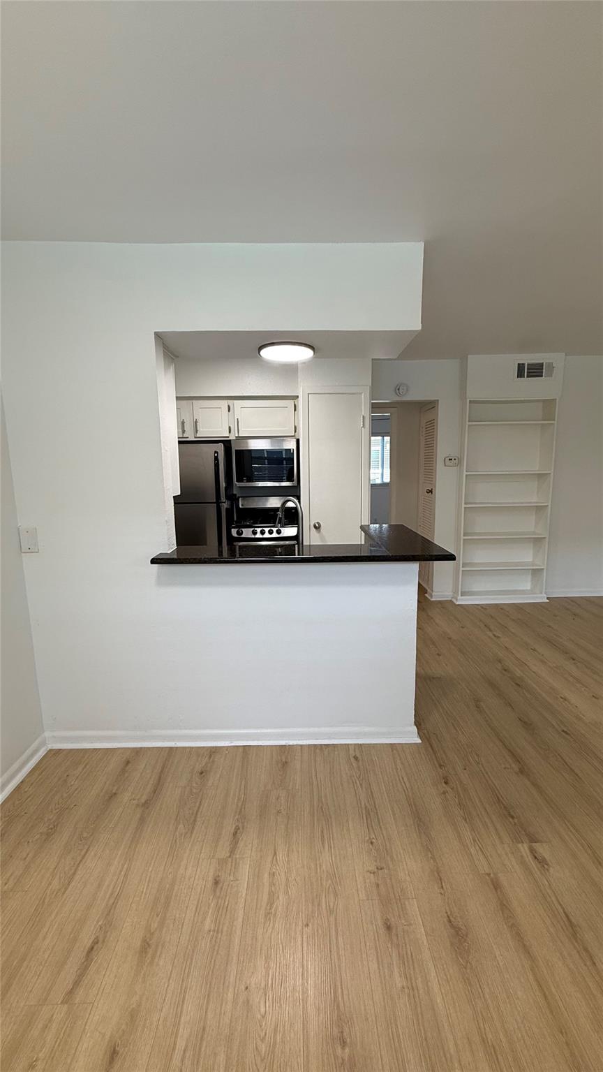 2401 Manor RD #126 — photo 5