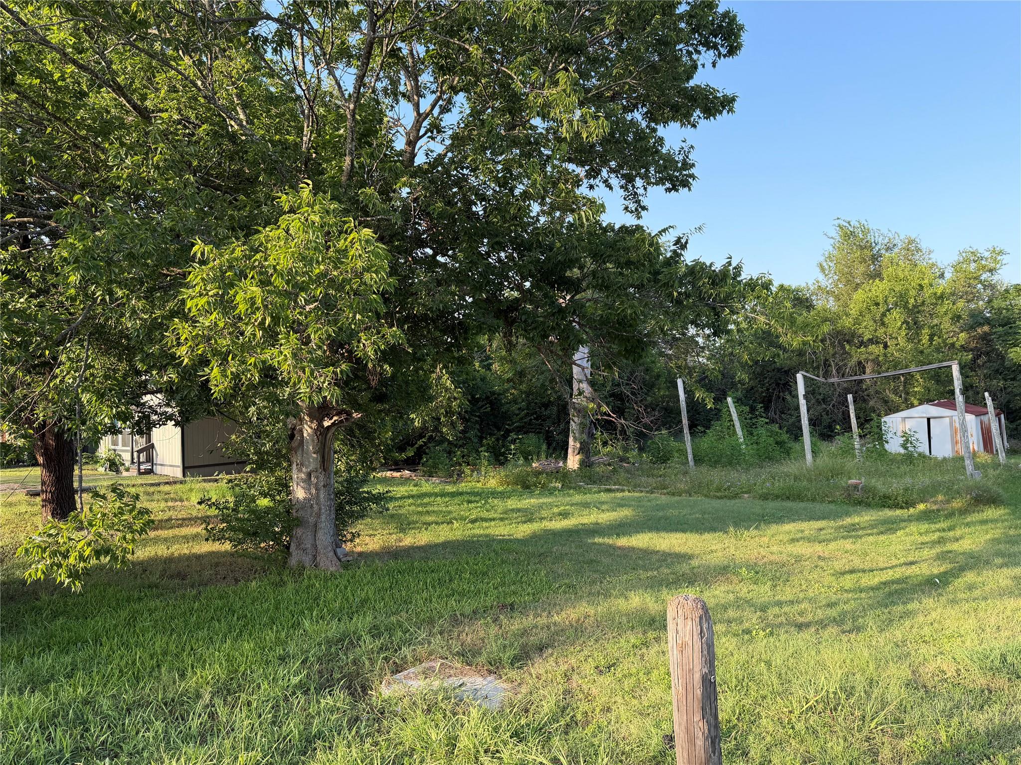 602 Burkett ST — photo 4