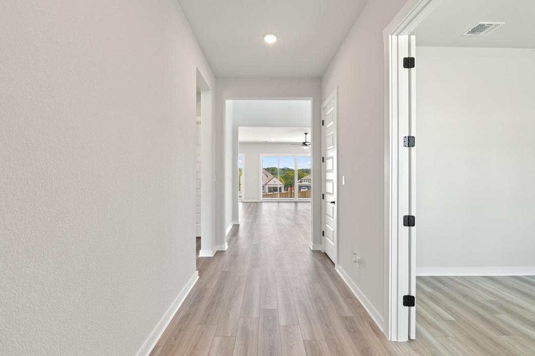 317 McMillian Drive — photo 4