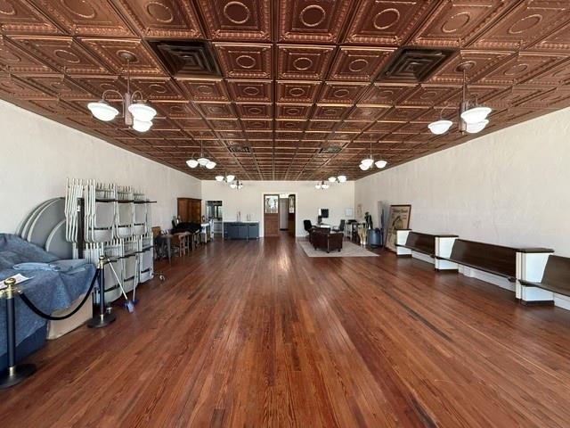 124 Vaughan ST — photo 3