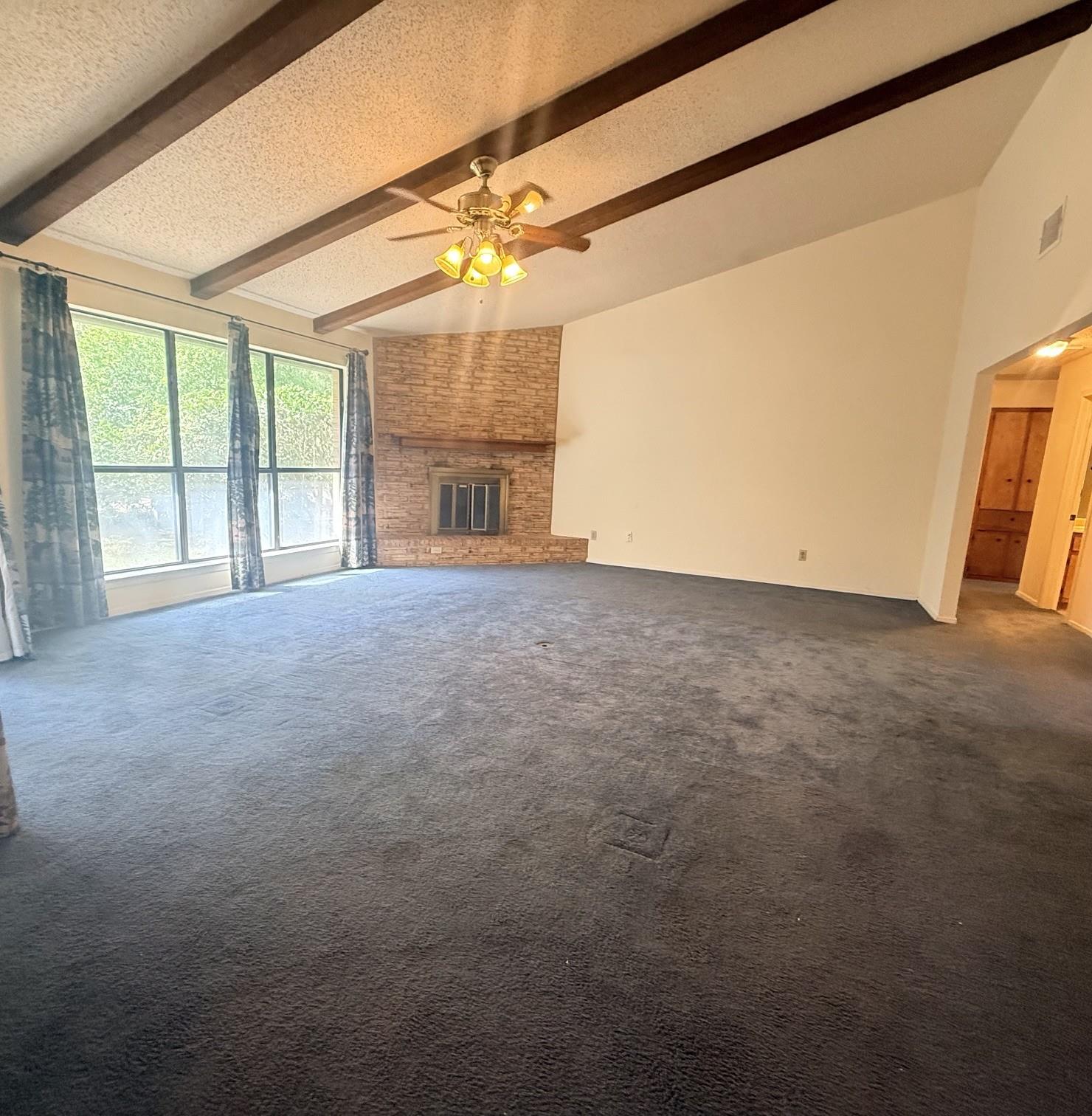 109 Pine Cone LN — photo 4