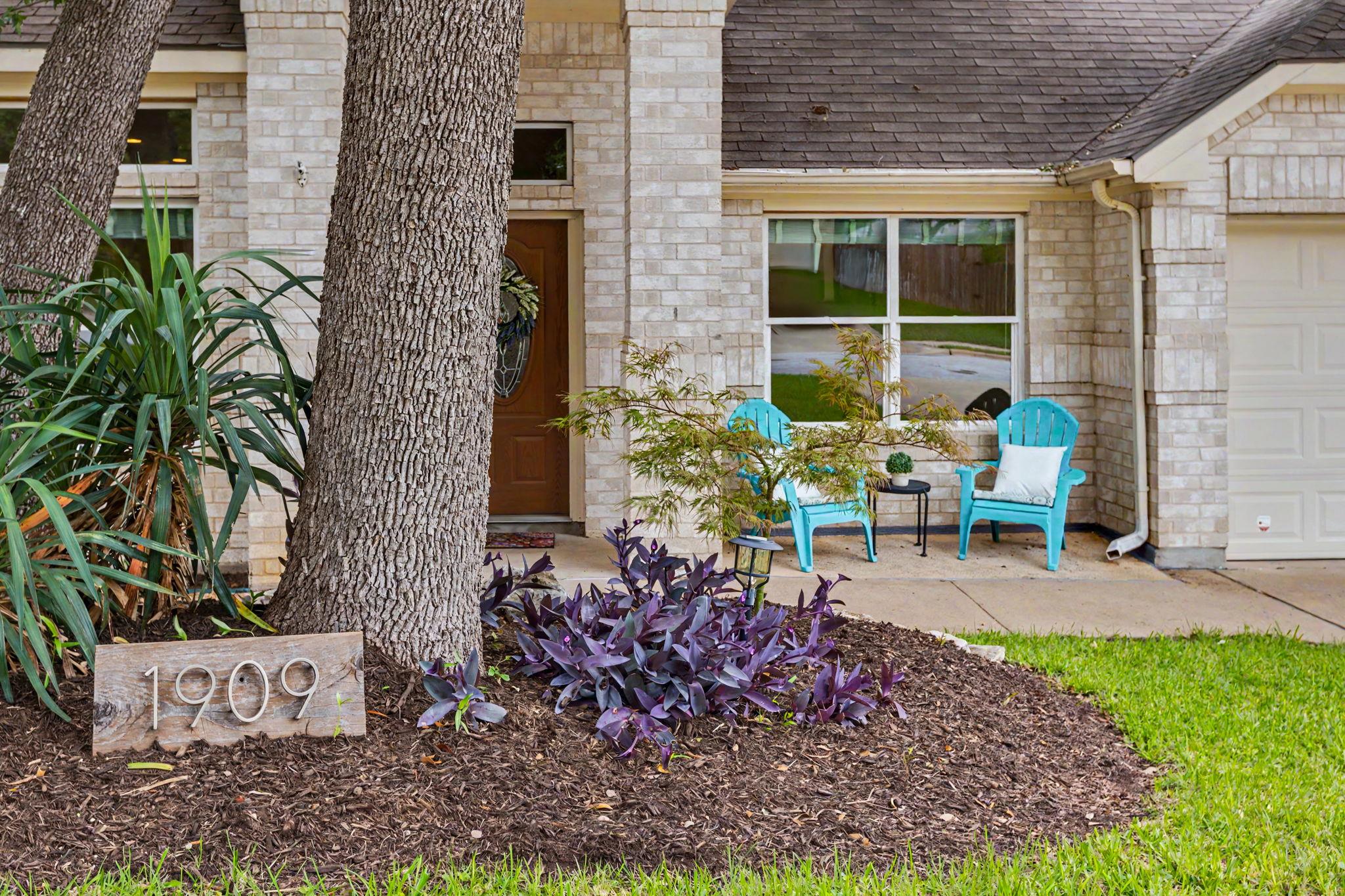1909 Holly Hill DR — photo 4