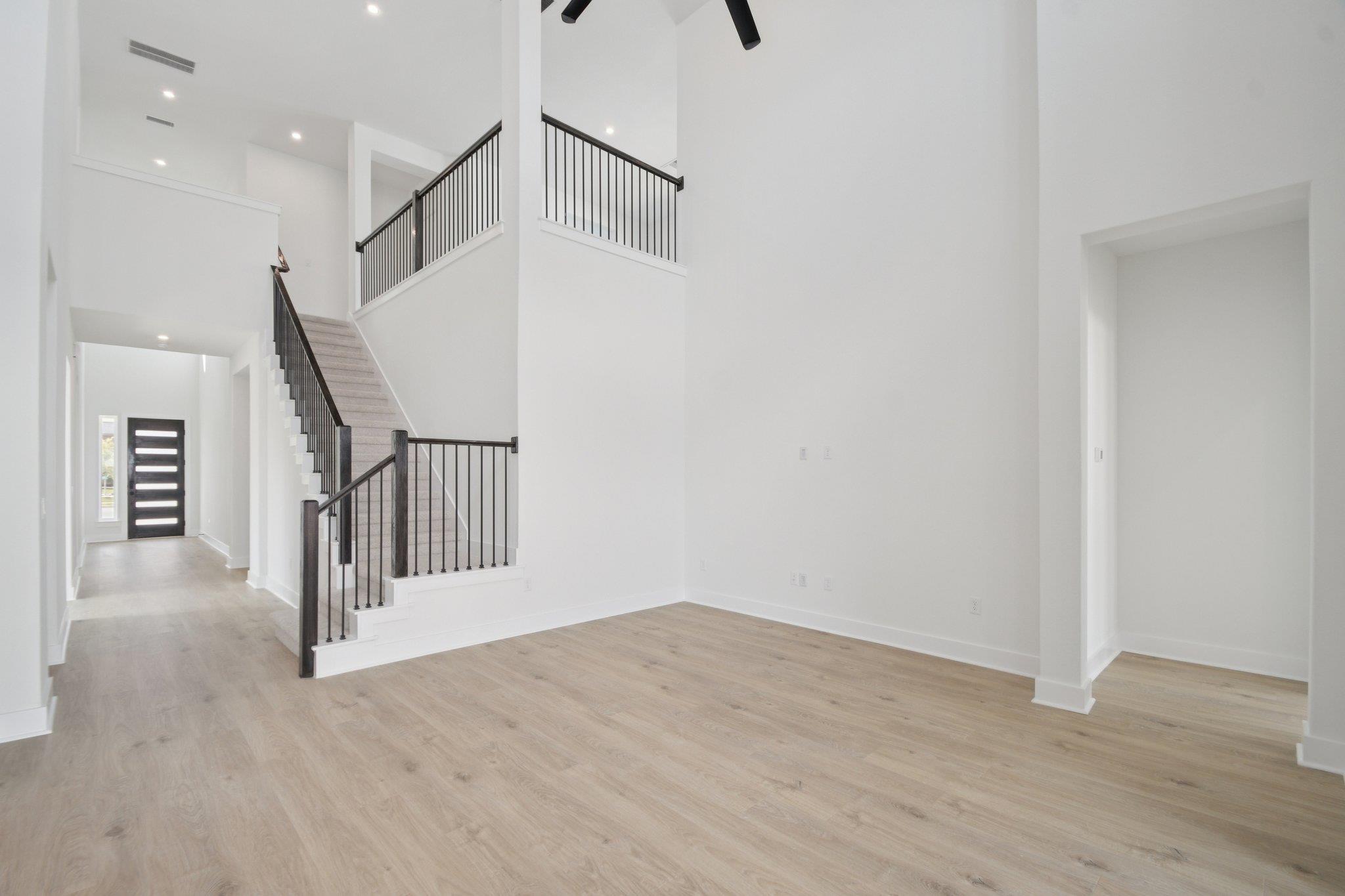 2259 Sarabanda ST — photo 4